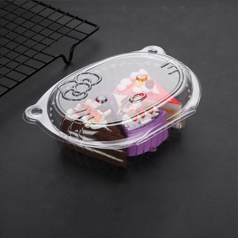 クリアケーキボックスのスタッキング強度を向上させるリブデザインはどれですか?
